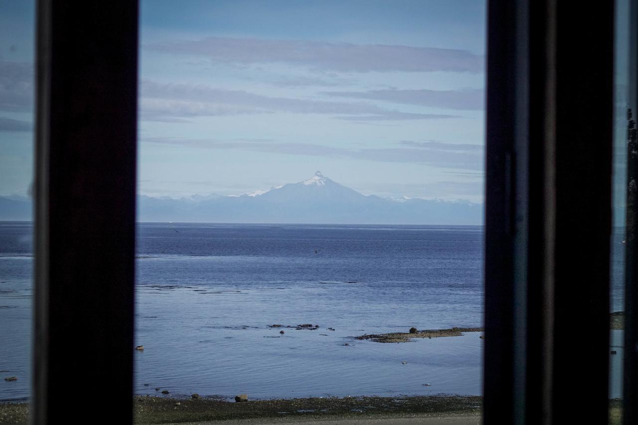 El Coo Lodge Queilén Exteriör bild